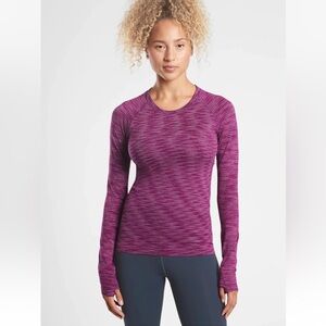 Athleta Momentum Top in Spacedye Exotic Fushia Small